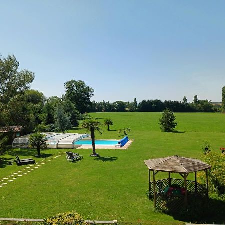 Domaine Du Clos Henri Essay Exterior foto